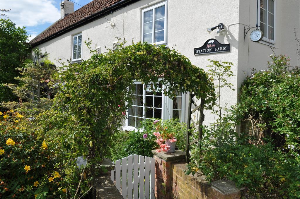 Station Farm Guest House Church Fenton Екстериор снимка